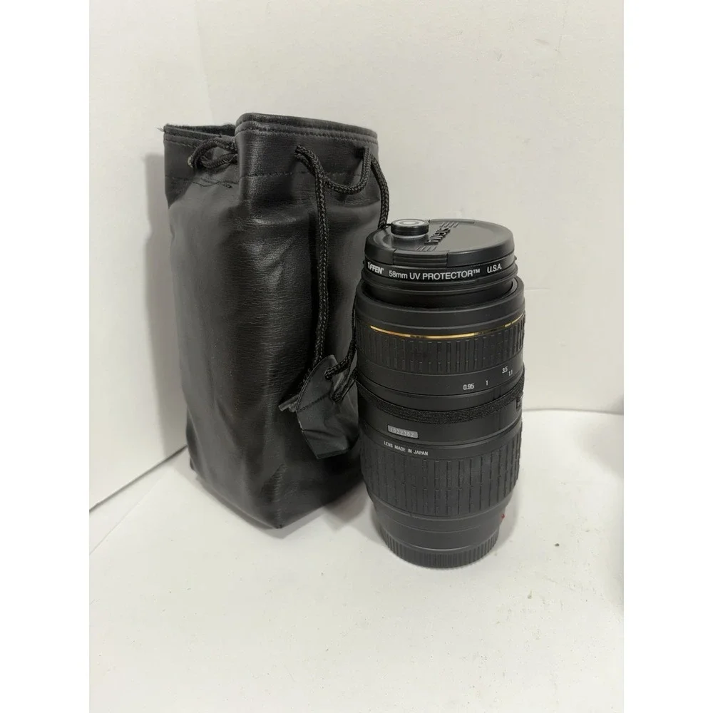 Sigma DG APO Macro‎ Super 70-300mm f/4.0-5.6 APO DG Lens With Leather Case